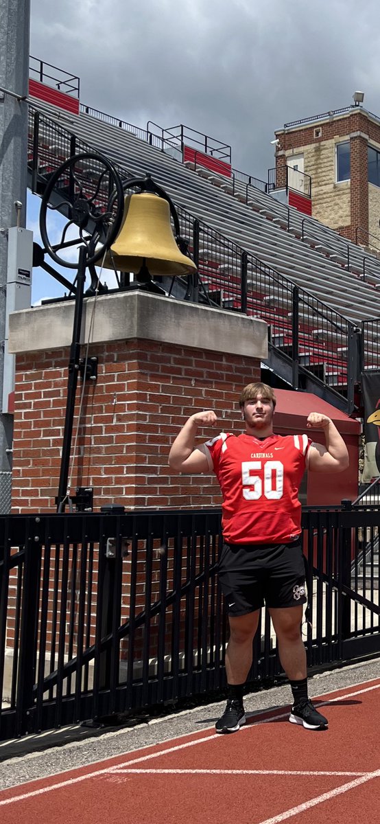 Had a amazing visit @Otterbein_FB! Thank you to <a href="/Coach_Cicione/">Anthony Cicione II</a> , <a href="/TommyZagorski/">Tommy Zagorski</a> , and <a href="/Coach_Schaef/">Jake Schaefer</a> I had an amazing visit and I am blessed to have received a offer! <a href="/CoachNMoore/">Nate Moore</a>