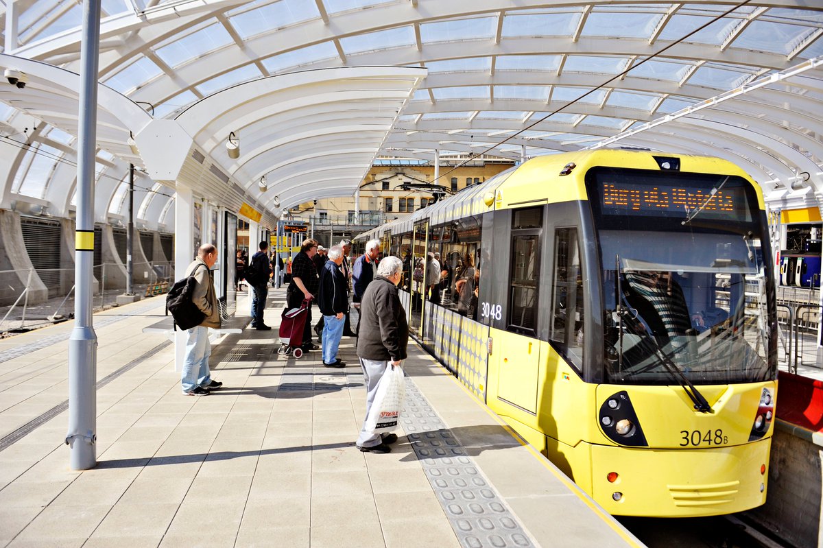 MCRMetrolink's tweet photo. Work to repair damaged overhead lines has been completed.

A full service will operate on the Bury &amp; Rochdale lines this morning.

Airport, East Didsbury &amp; Trafford Park lines will also return to their normal start/end points.

We apologise to any customers who have been affected https://t.co/CetVkgpGLv