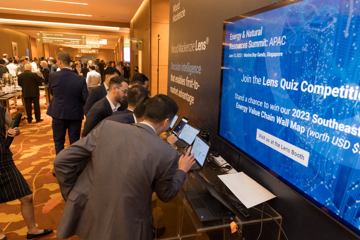WoodMackenzie's tweet photo. Our Lens booth is proving to be a huge hit amongst our delegates as they compete to win a valuable Wood Mackenzie wall map. #WMSummitAPAC https://t.co/AEtzwlrI7F