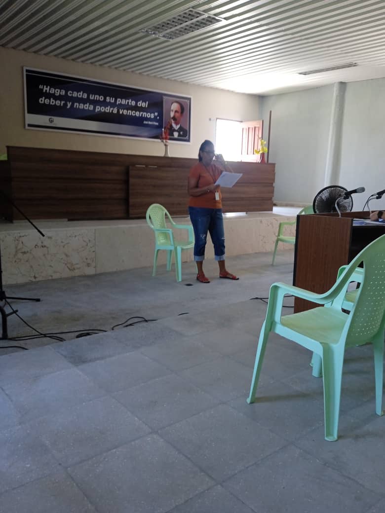 Y seguimos con las exposiciones previstas a pesar de no contar con fluido eléctrico.
#VamosConTodo 
#FuerzaCuba 
#ComoElChe