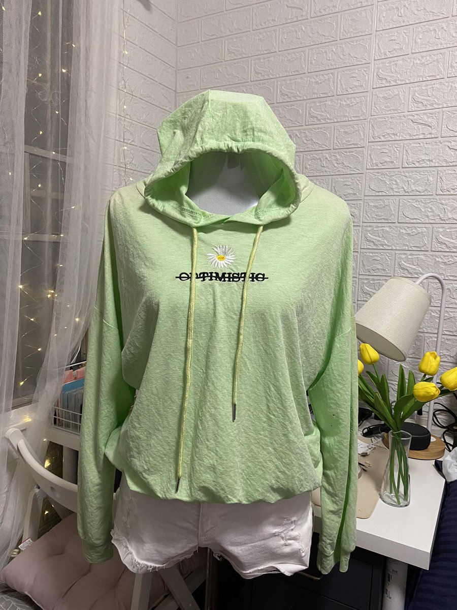 sunkijus's tweet photo. hi moots i'm selling pre-loved hoodies !! reply mine and dm for transacting !! these hoodies are only 150 pesos each (will deduct if may damage) also please like, rt and spread to help me and my personal financial needs hehehehe thank you sm pretty moots <3 #budolfinds https://t.co/hYHvGSXh1N