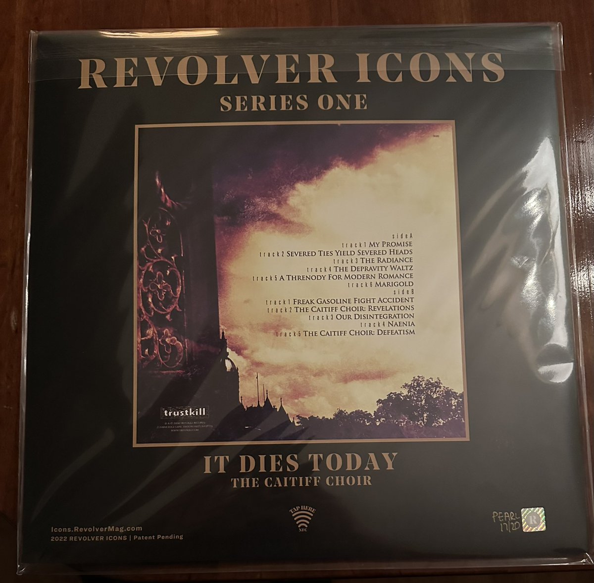 ItDiesToday's tweet photo. Shoutout @Trustkill and @Revolvermag for the dooooope pearl pressing of TCC. https://t.co/5CETszANYE
