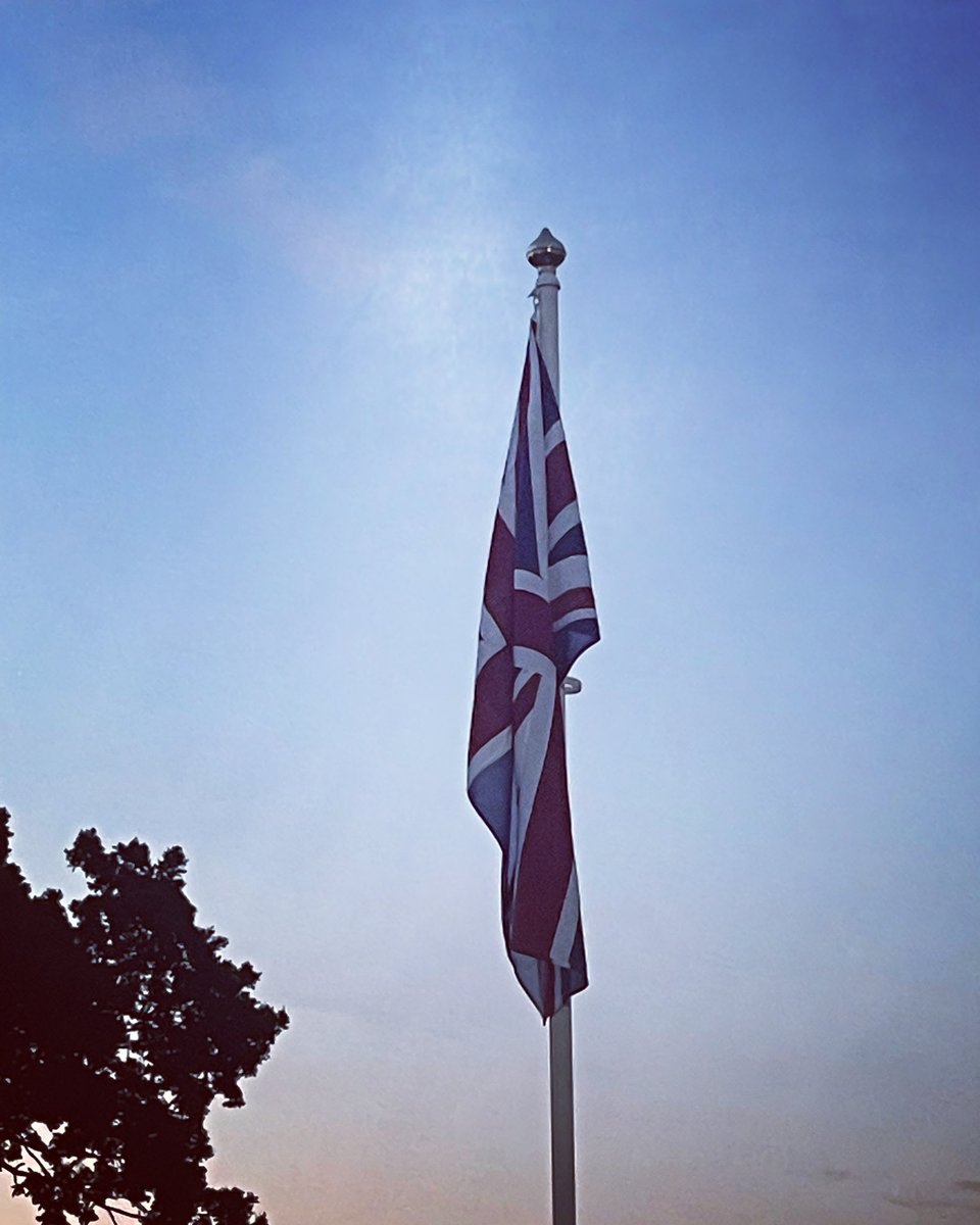 Made it to first light with stag positions manned all night, stand to position manned by @iownhs, 3hr left and hopefully no surprise attacks!

<a href="/IOWNHS/">Isle of Wight NHS Trust</a>Careers <a href="/IOWNHS/">Isle of Wight NHS Trust</a> <a href="/TeamIOWNHS/">IOWTeamNHS</a> <a href="/OFFICIALIOWAS/">Isle of Wight Ambulance Service</a> <a href="/4PWRRTigers/">4 PWRR Tigers</a>