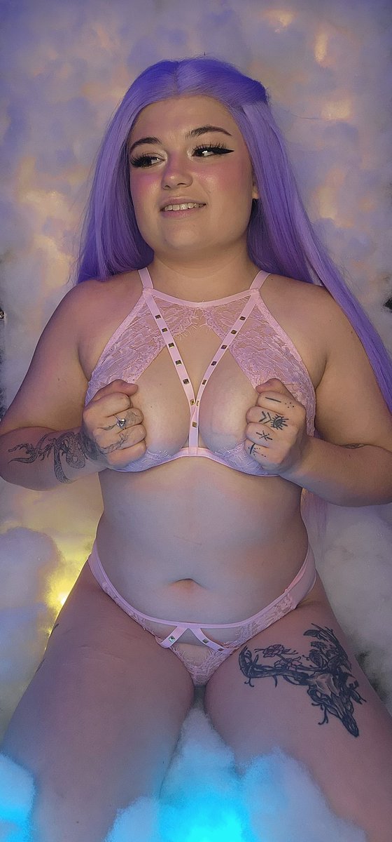 mindygamezz's tweet photo. I'm taking it all off 😌 https://t.co/nr9mQQgsUd https://t.co/PzOrdTusuw #selling_content #selling #buying_content #buyincontent #BUYINGCONTENT #Content #ContentCreator #nsfwtwt #nsfw_twt #nsfwacc #onlyfansbabe #onlyfan #onlyfansFree #onlyfans_girl #onlyFans #bigbooba #bigtitsmom https://t.co/WdiVl01PUP