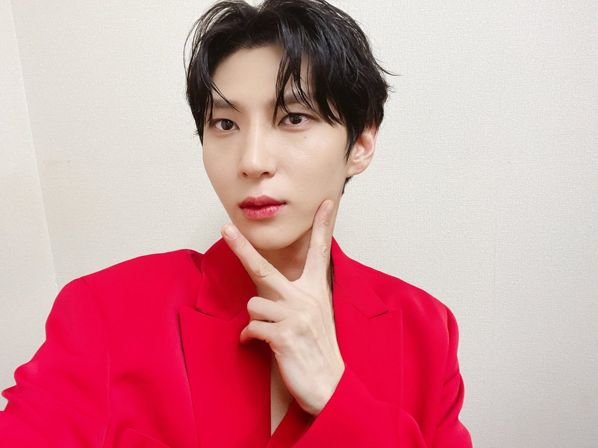 MarinaLeoN3010's tweet photo. 🌿About 𝐉𝐮𝐧𝐠 𝐓𝐚𝐞𝐤𝐖𝐨𝐨𝐧
#정택운 🎼🎹
𝟐𝟎𝟏𝟖.𝟎𝟕.𝟑𝟏 ~ 𝐒𝐨𝐥𝐨 𝐃𝐞𝐛𝐮𝐭 🍒
23.06.15 ~ 1781 Day
오래가자💫 @JUNGTW_LEO
#Canvas #Muse #Piano_Man_Op9
#All_of_me #ImStillHere
#빅스 #레오 #VIXX #LEO
#Jung_Taek_Woon ☆• https://t.co/iZxSrXijzK