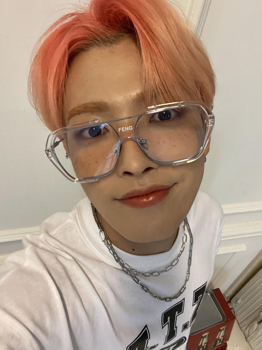 topazfilez's tweet photo. 🍊 https://t.co/KHjhPZIVC8