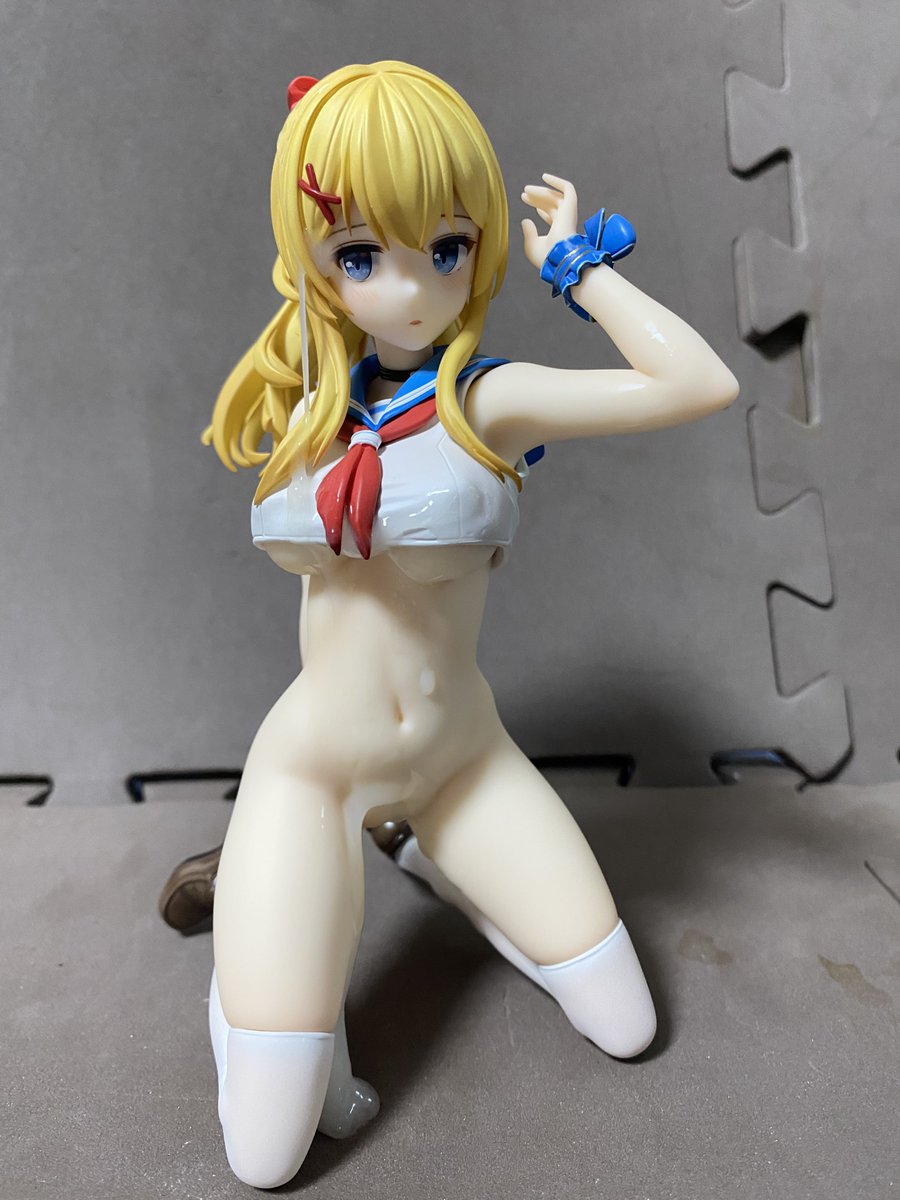 tpamwln's tweet photo. #フィギュアぶっかけ
金髪ちゃんのおっぱいポケットにぶっかけ https://t.co/6QBZkbKC8Z