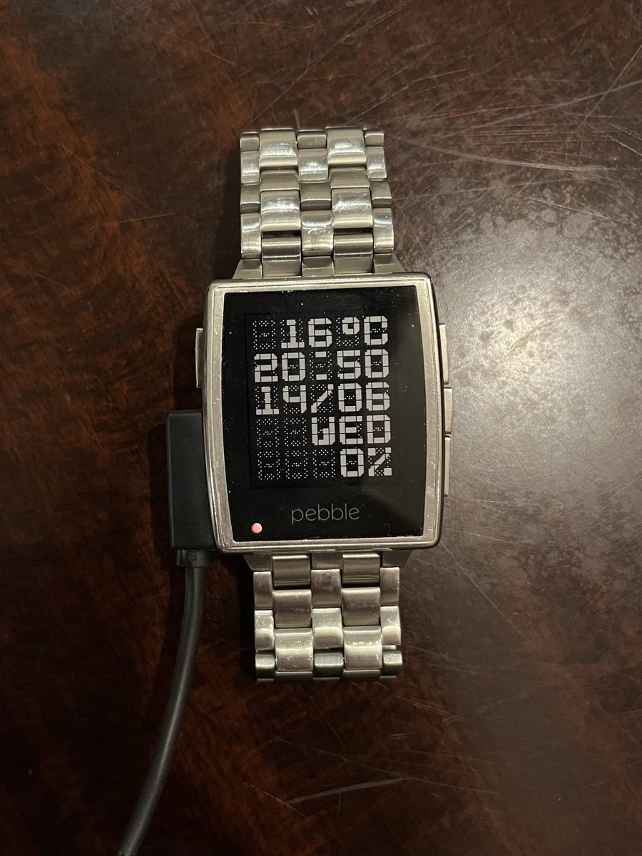 ericmigi's tweet photo. Forgotten how beautiful this one is. I have the unreleased ‘heavy metal’ band which feels chunky and amazing. 

Still pairs and works great! 2014 tech going strong in 2023. How many other gadgets can say you say that about? (I have to side load the iOS app once a year…stupid 🍎) https://t.co/sezHwhy15Q