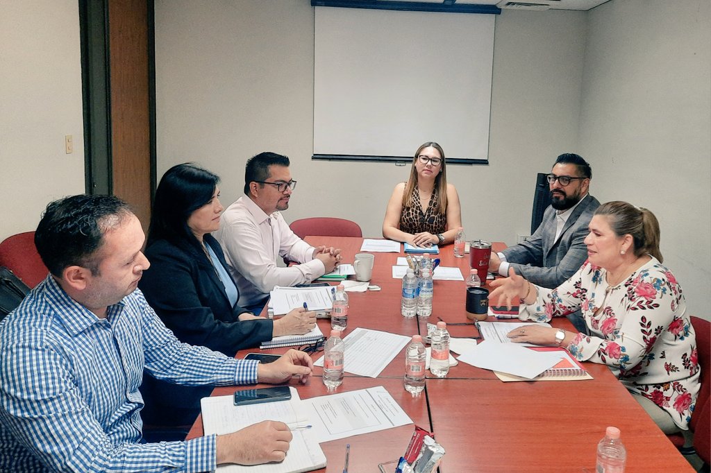 LupitaDiazSilva's tweet image. Trabajo coordinado con los sujetos obligados del Poder Ejecutivo.
#TransparenciaSinaloa ⚖️🔎
#WorkinProgress