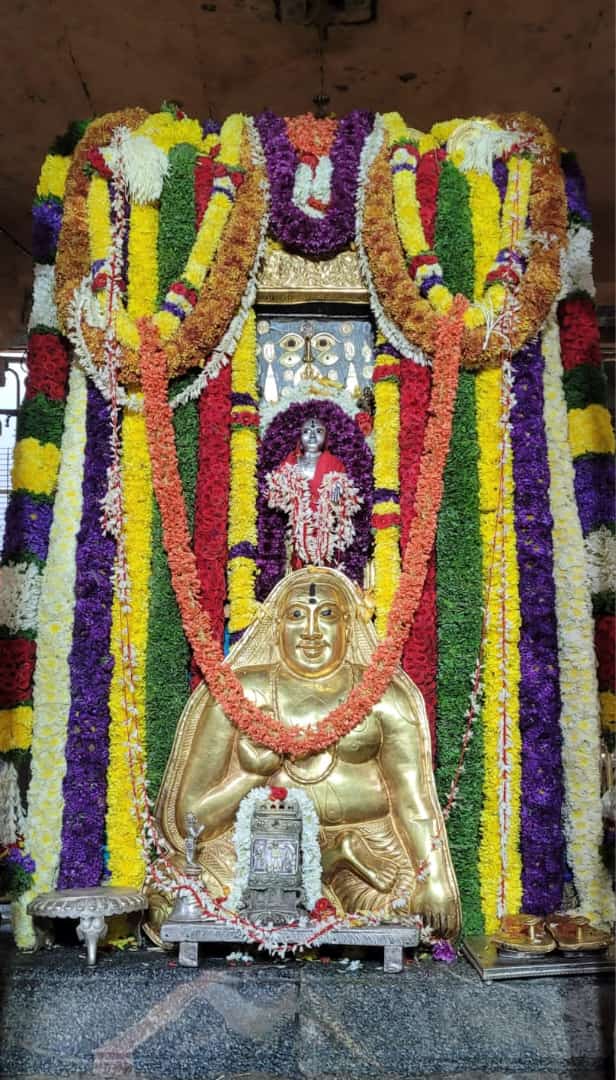 GirishArvind1's tweet photo. 15-06-2023
ಶ್ರೀ ರಾಘವೇಂದ್ರತೀರ್ಥರು ದರ್ಶನ್(ದ್ವಾದಶಿ)
@narendramodi @Jaggesh2  @MadhvaHistory @rambunctiousrk @Naraprasanvital  @manasaau @boringTinTin   @Vachaspathy91 @KulkarniKH @MoolaNakshatra @HariniRayasam @kanthapalli @Maddy13590  @sranjitha05 @Mukeshs1818 https://t.co/cpXGt3AsPV