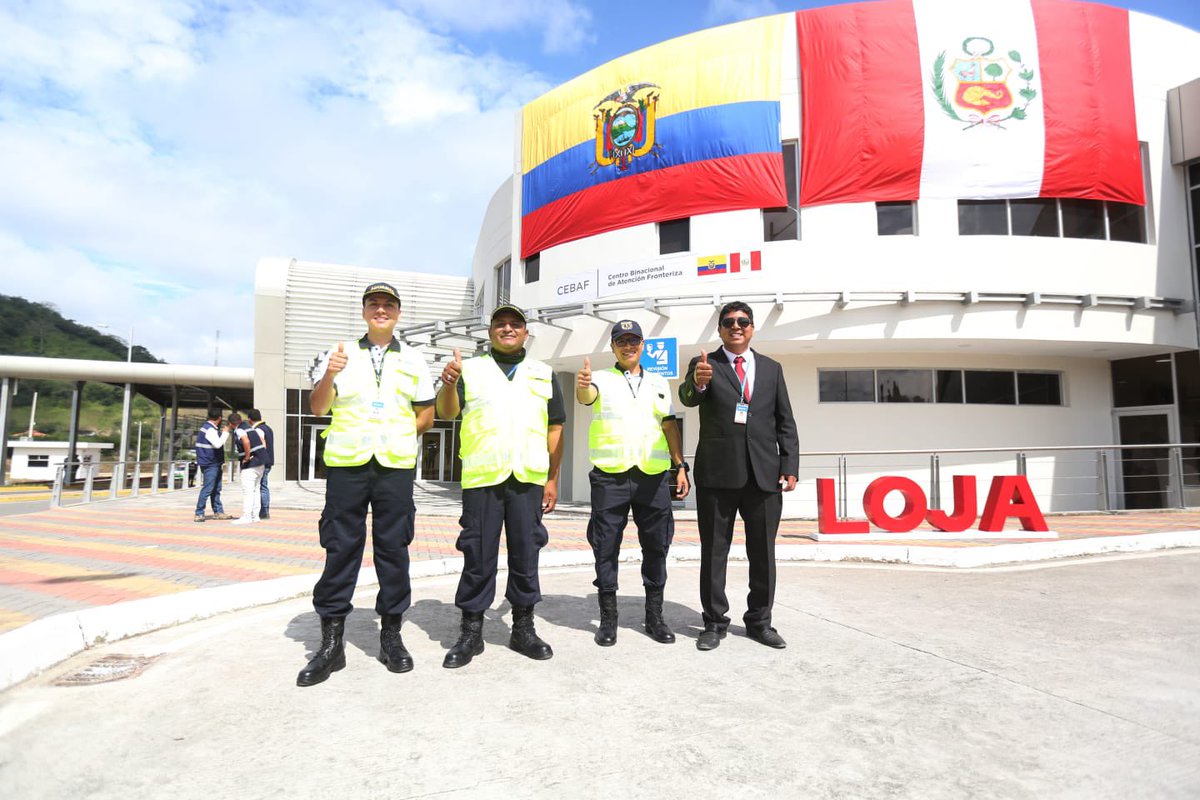 infolojaec's tweet photo. #InfoLoja | Este miércoles 14 de junio se inauguró el Centro Binacional de Atención Fronteriza #CEBAF Macará – La Tina, ubicado en el cantón #Macará, en #Loja.
👉 https://t.co/uO9VpyMUmR https://t.co/zTr7vuiyf7