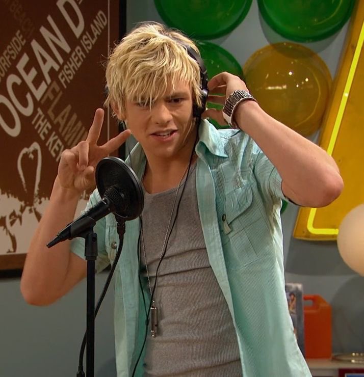 ୨୧ nana on Twitter: "austin moon u will always be famous 💋"