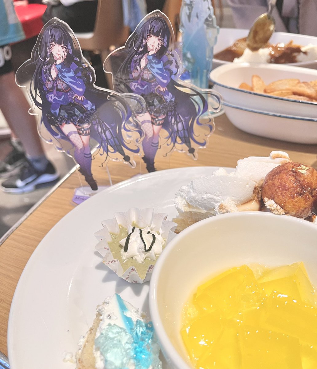 HajuMelo_nyan's tweet photo. めろちゃん連れてスイパラ来てるよ〜❕
無事お腹苦しいദ്ദി˶ｰ̀֊ｰ́ )✧

 #MelocoKyoran #Melovers https://t.co/4nBwZG6lDV