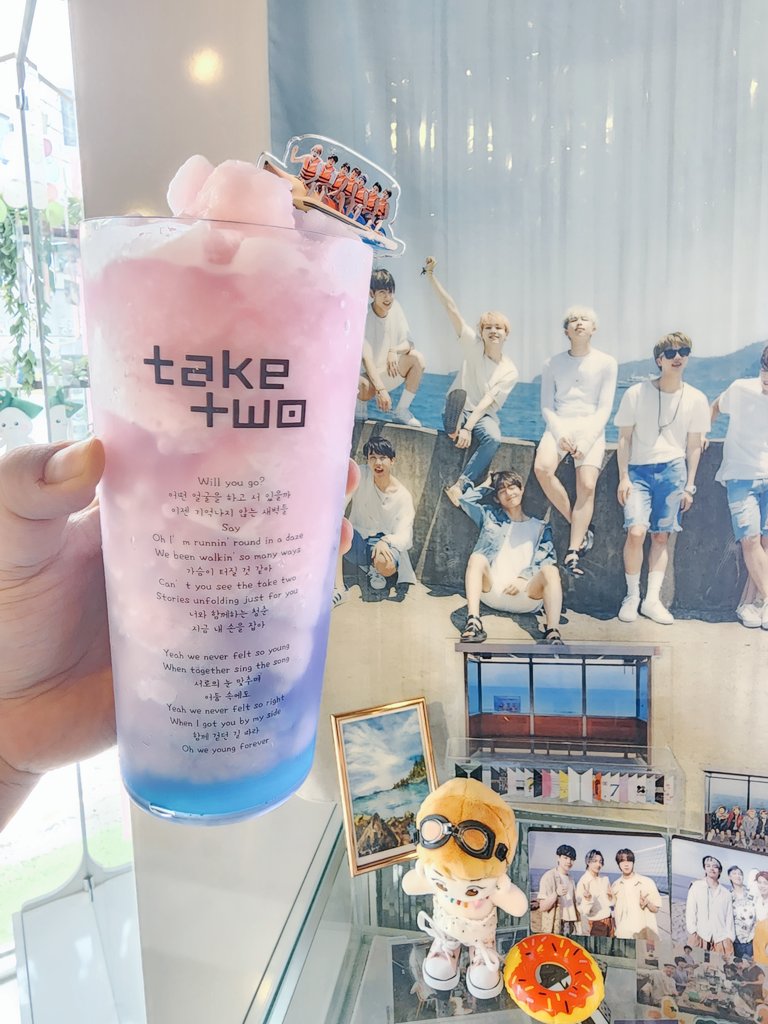 Take two. 스무디 ㅋㅋㅋㅋㅋ 😁💗 
내일부터에요💜💜