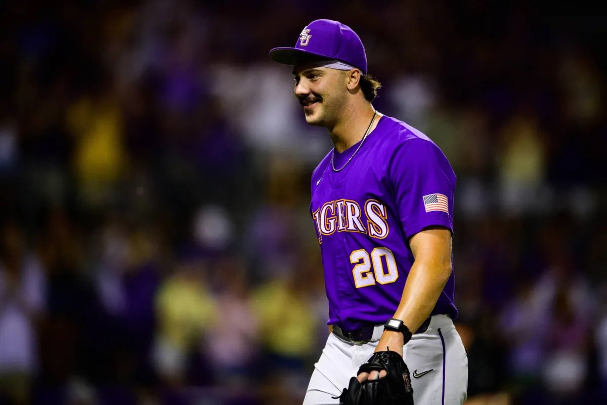 60ft6inLSUpod's tweet photo. 🚨 OUT NOW | CWS Preview: LSU vs Tennessee
🗣️ @Cdemouy x @J_Cross2146 & @Jeezy901 from IOTB pod
🏟️ Breaking down Tenn/LSU..these guys crushed it!
🎯 Hitters/Bullpen factor
🔮 Predictions-another close one?
📺 YouTube:https://t.co/7XDoV0TtQh
🎙️ Pod:https://t.co/nTbaZ4zYvZ
#LSU https://t.co/MappRWuCWQ