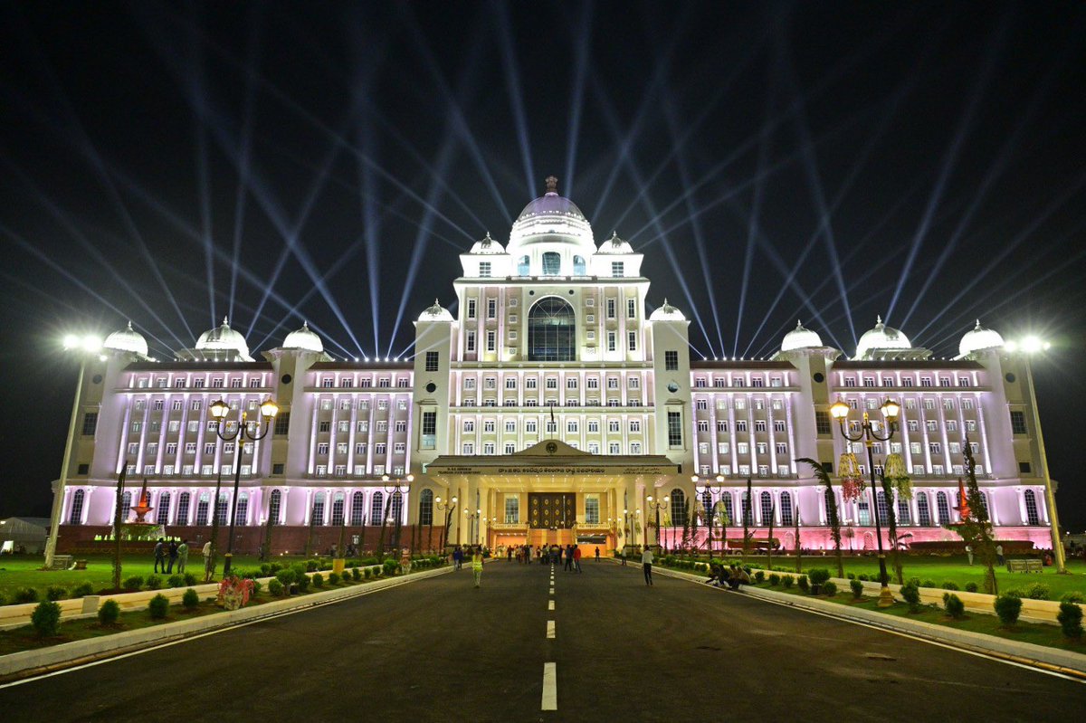 mb_telangana's tweet photo. Another day, another milestone for #Telangana. ✌🏼

#MissionBhagiratha congratulates Ministry of MA & UD for achieving what no other state in India has achieved till date.

Telanagana grabs 5 Green Apple Awards from London based non-profit organisation, The Green Organisation for “International Beautiful Buildings category”⛪️

@SmitaSabharwal @EDRBRS 
#TriumphantTelangana