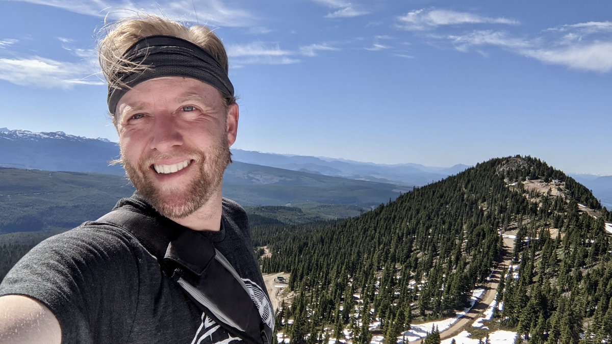 BackgammonCBF's tweet photo. Welcome to our Newest Member! His profile pic was too beautiful not to share! 😂 Beautiful B.C. Absolutely ! https://t.co/FYm6ebIBY5