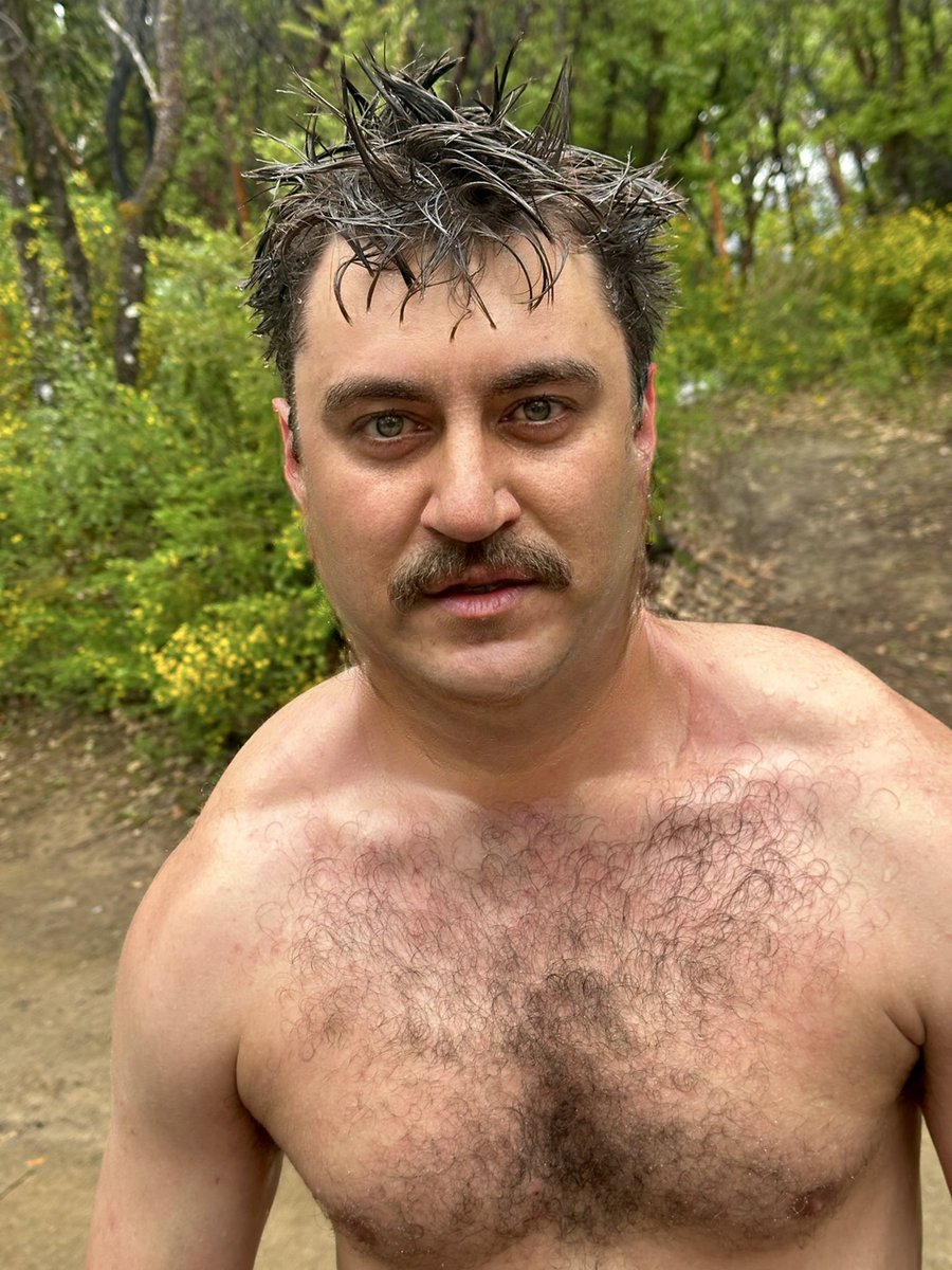 caseykfrey's tweet image. Life is good