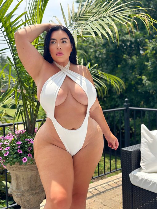 Summer vibes 🤍   https://t.co/bWO5AJGaCz https://t.co/lMHXrw2oZY