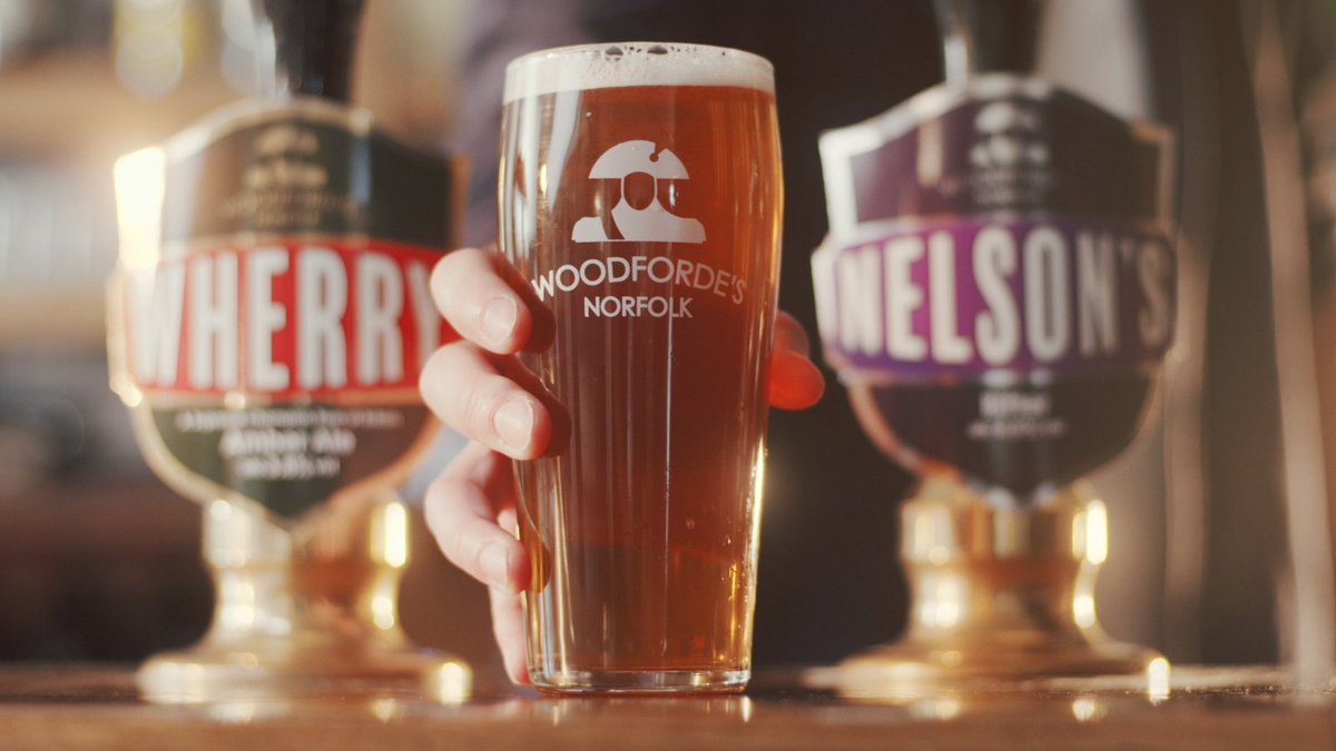 We love to brew, drink, and talk about beer, and what better day to do it than Beer Day Britain?

Say #CheersToBeer with a Woodforde’s pint at 7pm today!

woodfordes.com/blogs/news/che…

Cheers! 

#WoodfordesBrewery #BeerDayBritain #Pubs #BritishPub #Local