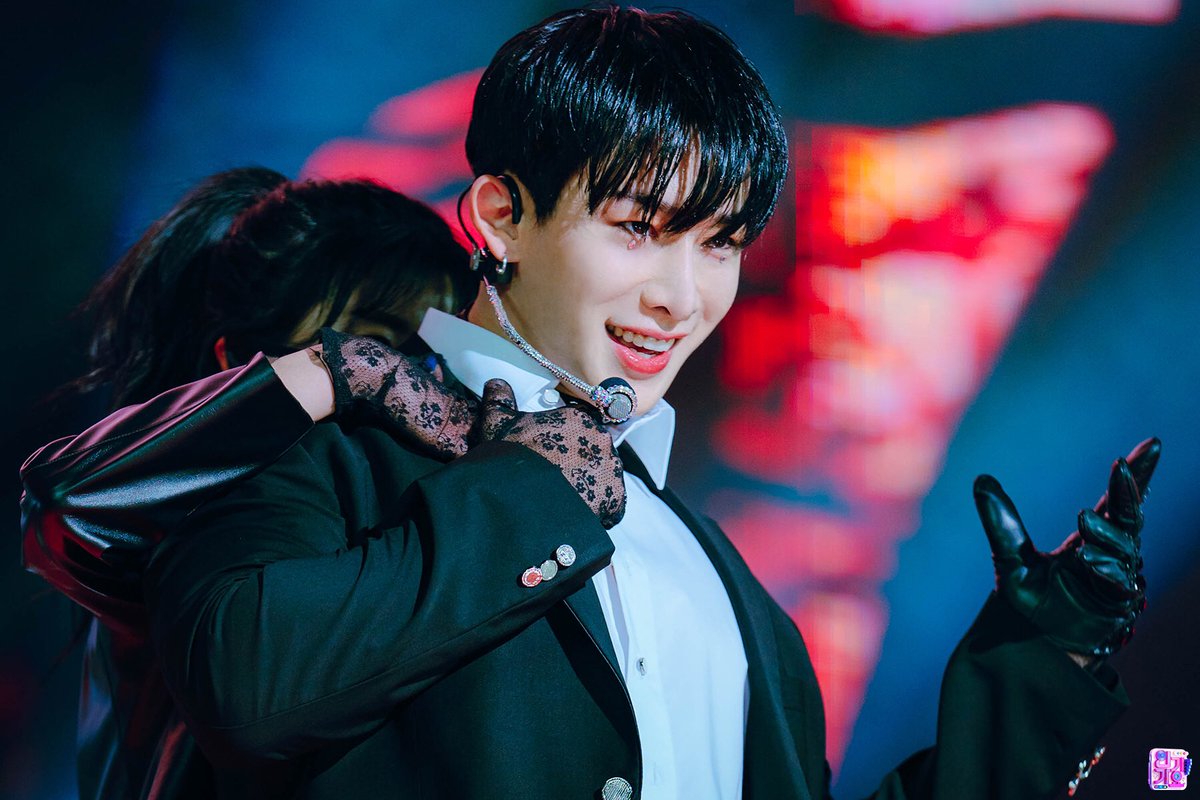 wongust_d's tweet image. 