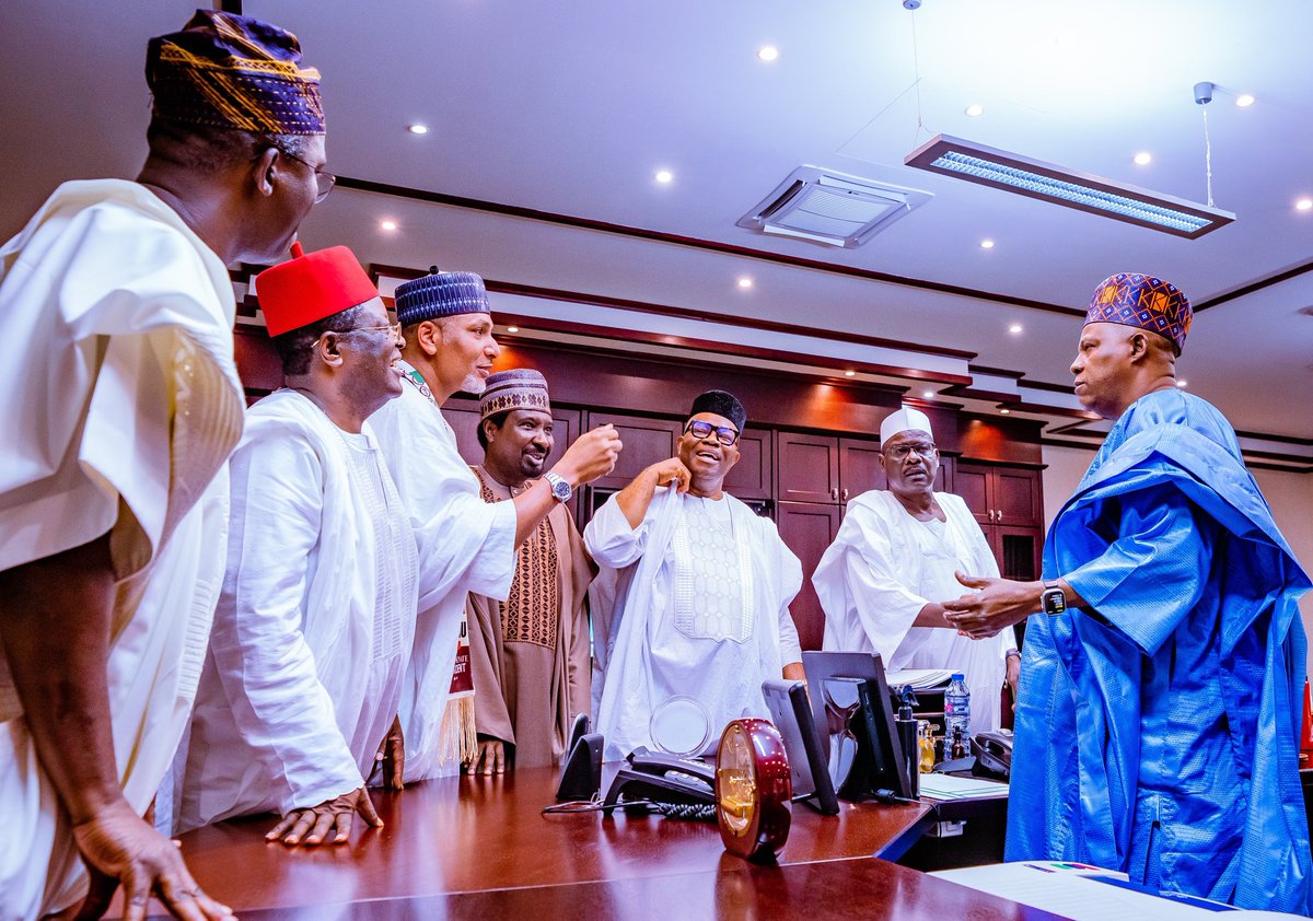 UbaidaMuhammad3's tweet photo. Vice president Kashim Shettima will today hold the first National Economic Council meeting of the Bola Tinubu administration. NEC is comprises the 36 State Governors, the Governor of the Central Bank of Nigeria, and other co-opted Government officials. https://t.co/ScKqqp6VWb