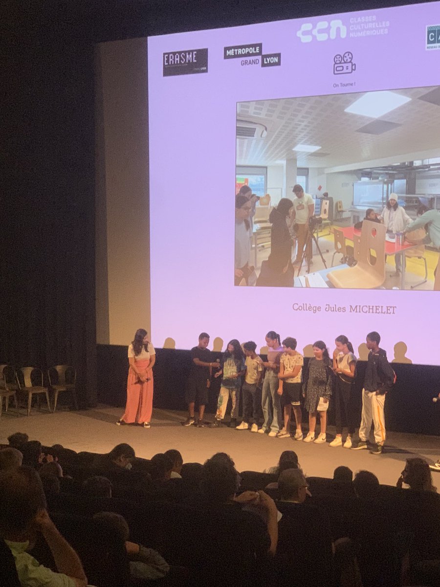 Six courts métrages incroyables présentés par @gultetuba notre super réalisatrice 🎥et Silvia la super monteuse 🎬avec les collèges de la Métropole <a href="/grandlyon/">Métropole de Lyon</a> dans le cadre de la <a href="/CCN_residence/">Classes Culturelles</a> ontourne.laclasse.com dans la grande salle de l’ <a href="/InstitutLumiere/">Institut Lumière</a> 👏