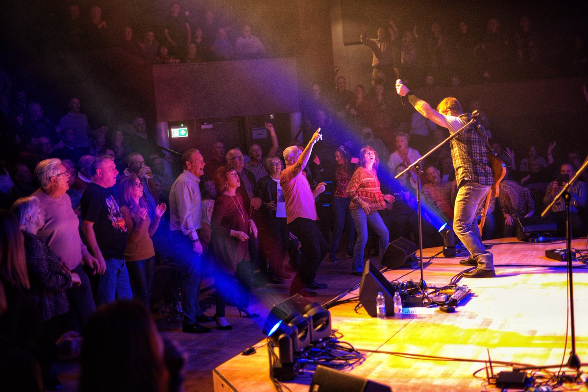 HullTruck's tweet photo. Don't miss this chance to celebrate &amp; party with us this week, on Friday 23 June to #TheSoundOfSpringsteen as they return to #HullTruckTheatre. 🎸🎉

Book tickets now by calling our Box Office on 01482 323638 or online via https://t.co/wK86R7B1le ☎️🔗

#HTT #Hull #Music #June https://t.co/vljYEjc21T