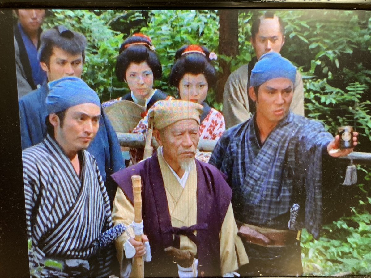 100castle1962's tweet photo. 水戸黄門、初めて印籠だしたけど、
反撃された笑

#水戸黄門 https://t.co/Io30h9bMwq