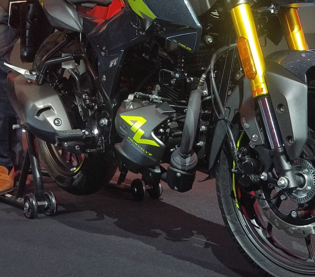 The bookings for the Hero Xtreme 160R 4V are open now, with deliveries scheduled to commence in July.

Details>>>
ackodrive.com/news/2023-hero…

#HeroXtreme160R4V #Xtreme160R4V #HeroMotoCorp