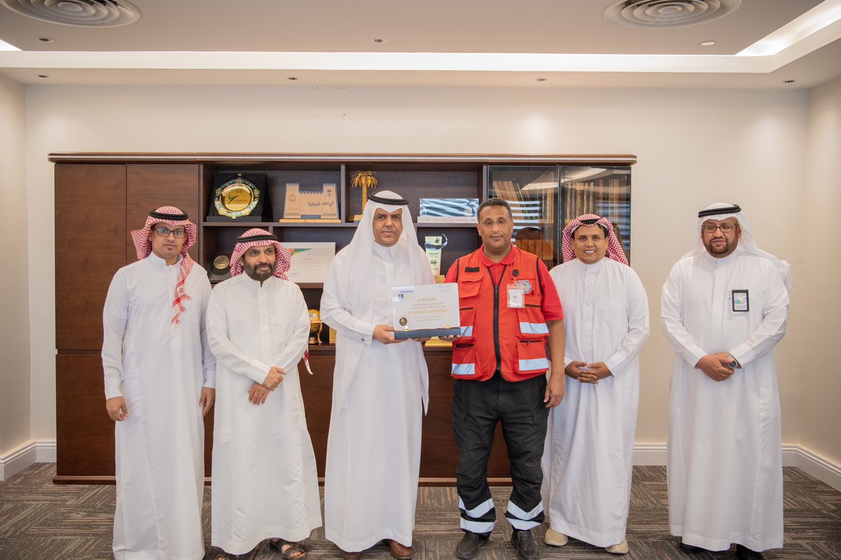 moe_qsm's tweet image. تكريم |

المدير العام يكرم الفائزين والفائزات بمبادرة "معًا نمشي" في #تعليم_القصيم ؛ ويشكر راعي المناسبة مركز طابا التجاري، ويثمن مشاركة الهلال الأحمر السعودي.