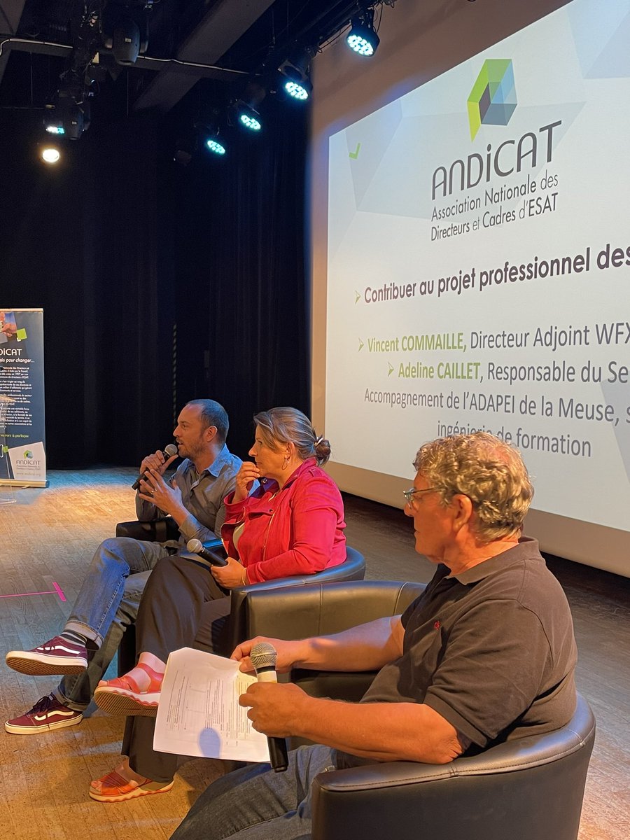 andicat_asso's tweet photo. Journée des professionnels en ESAT, nous y sommes! @andicat_asso 

De nombreux professionnel.le.s venu.e.s de toute la France, pour échanger sur l’impact du plan de transfo des #ESAT sur les pratiques professionnelles ! https://t.co/i7fDkEb83E