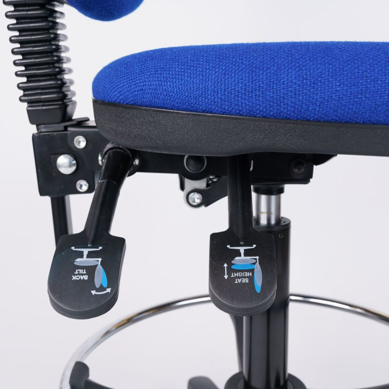 Frasersoffice's tweet photo. Are you sitting comfortably?

Introducing Frasers Twyford Draughtsman Operator Chair! A versatile seating solution for those who work at high desks and workbenches.

Contact our team for more information...

https://t.co/mwbQcLPMvi
https://t.co/wrP2h5yI2S

#FrasersOffice #Office https://t.co/SmQ5TjBfZr