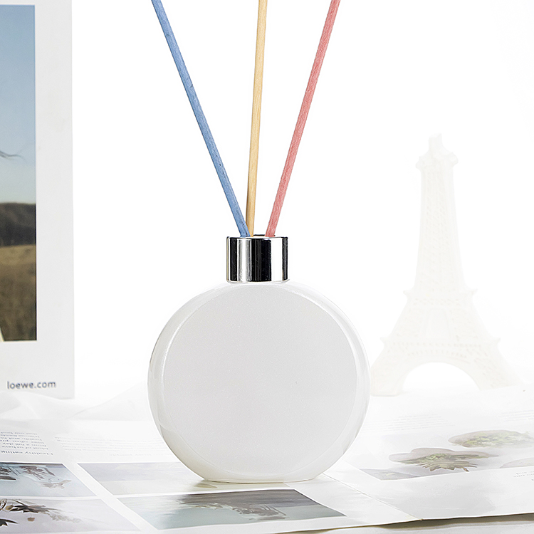 LEO57873094's tweet photo. Welcome inquiry.
#manufacturer #customized #glassbottle #fragrance #container #processing #luxury #colors #wine #logos
#glasswear #aroma #aromatherapy #scentsy #perfume #fragrance #china #packaging #glasscontainer #nailpolish #cosmetic #diffuser #skincare #skincareproducts https://t.co/zMxL022gmO