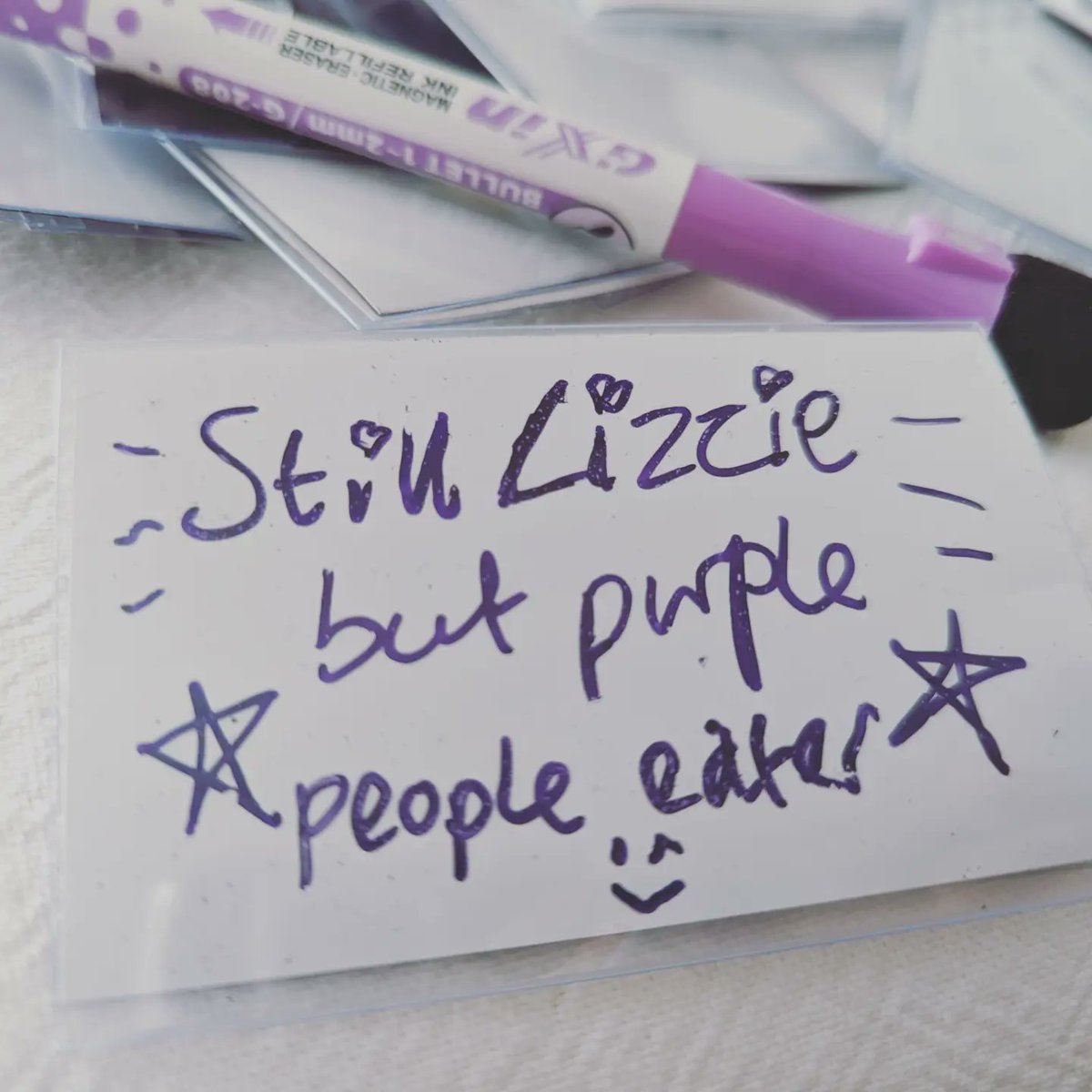 My supplies arrived in time so now we have conference quality smear-resistant rewritable dry-erase whiteboard name badges ready for the new Midlands Multiple plural/DID/OSDD/etc group meeting in Nottingham this evening! 📛✍️🎉 #pluralgang #didosdd #multiplicity #did #osdd #plural