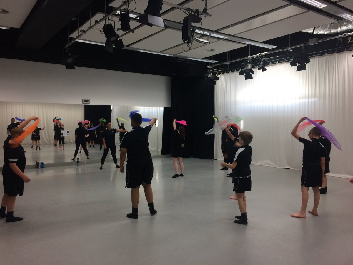 WLV Edu PE tweet media