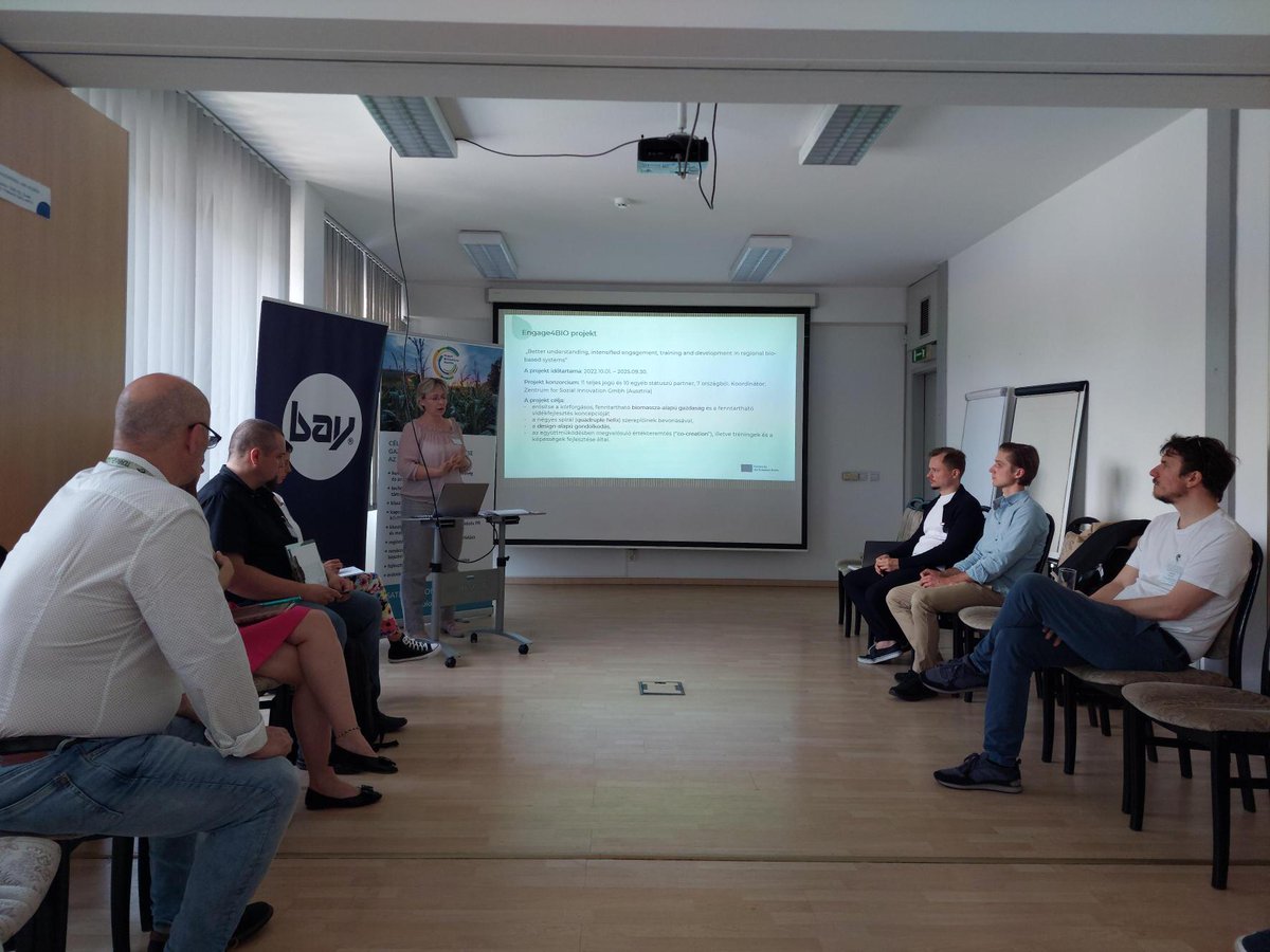 CEE2ACT's tweet photo. 📌This week, @GeoEnvTech took part in a workshop discussing the vision for the #biomass-based economy in #Hungary.

🔎The workshop addressed the #bioeconomy’s role in tackling strategies for raising awareness through education, arts and design.

More info➡️https://t.co/6U5qT944E7 https://t.co/DF84Z4LQ1c