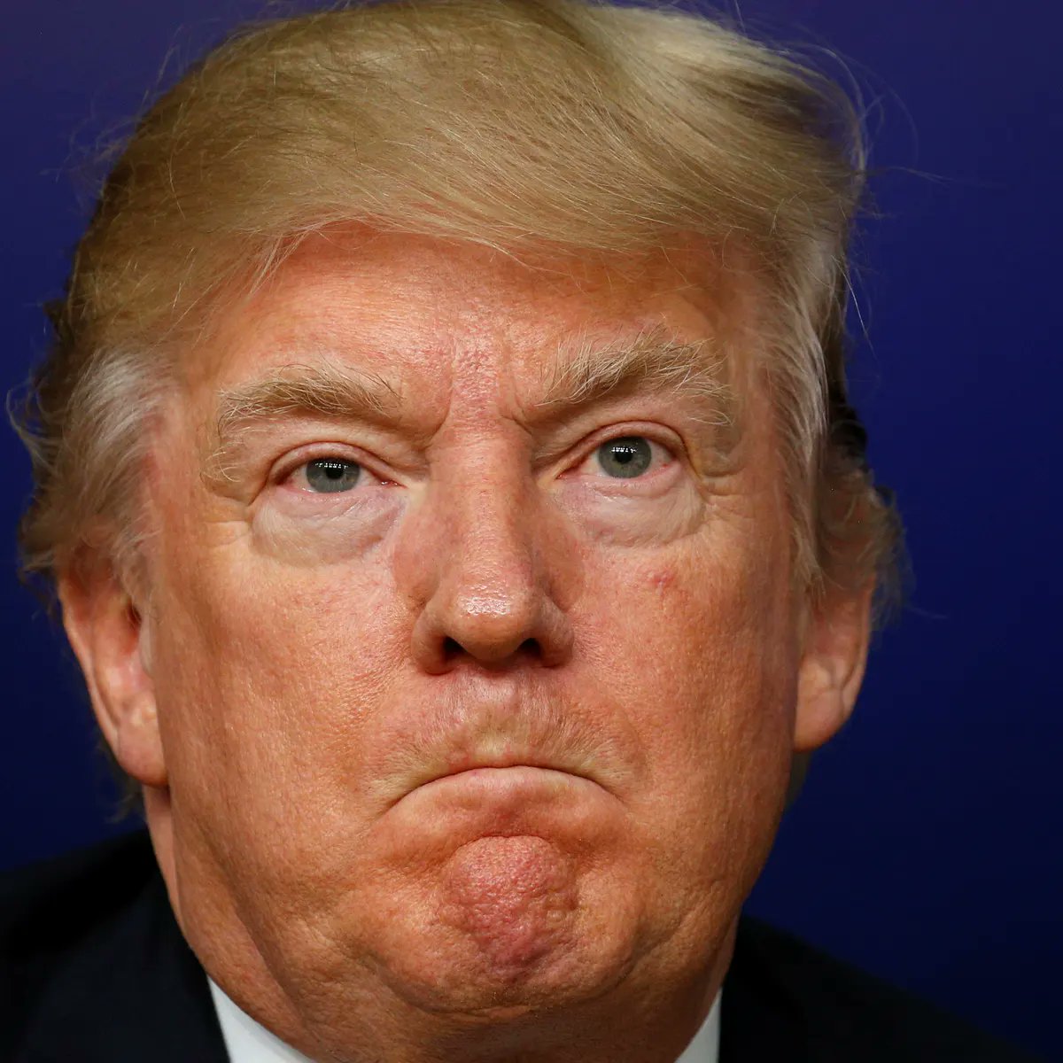 andydiggle's tweet photo. I have some experience with a toxic narcissist's "reality distortion field".

Seemingly easygoing and benign, as long as they are adulated and obeyed, they instantly flip to vicious, spiteful rage when their obvious lies are confronted.

Once you know the tell, it's easy to spot. https://t.co/UZr81f444L