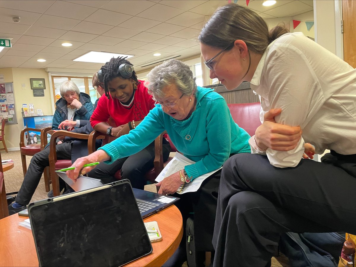 WarminsterP_Dev's tweet photo. We are so proud that our pupils have supported so many members of our local community with tech issues. Also a thank you to Warminster Town Council for inviting us to use their foyer. Communities working together, can create wonderful friendships  @Warminster1707 @GMorrisonCEM https://t.co/Klhb2i3M3Y
