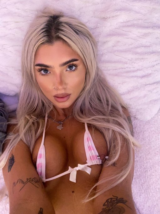 Kylee Cherry 🍒 - I’m horny cum chat with me on my DISCOUNTED VIP 🔗in bio💦💦 #ofleaks #OFgirls #onlyfan #onlyfansleaked #onlyfansgirl #onlyfansmodel #onlyFans https://t.co/jn3I7Yg2Ny