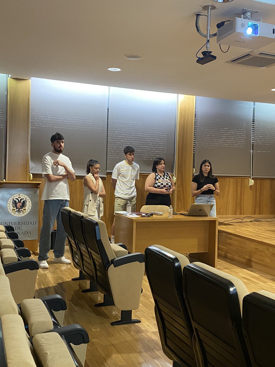 MasterMOSM's tweet image. Y con Agencia Evision y su TFM sobre @gorgoritosUGR finalizamos este día de TFM 🥹🥹 ¿te gustaría vivirlo? Solo puedes hacerlo si te inscribes en la 10a edición ☺️ #BetterCallMOSM