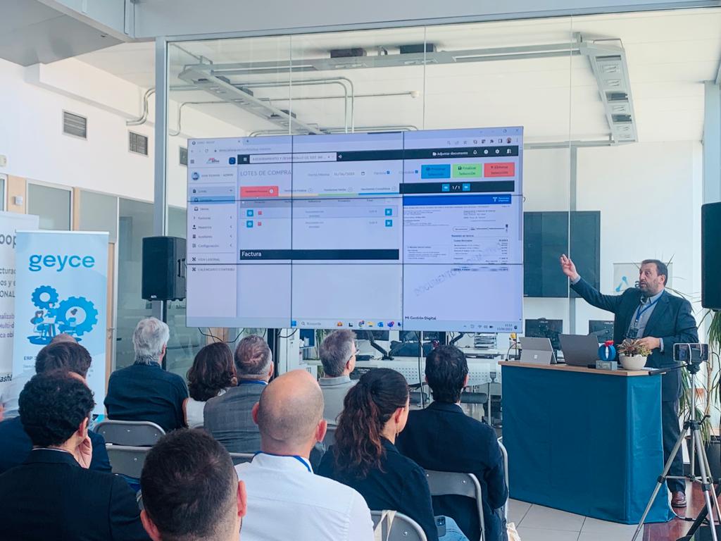 ADISSInforma's tweet image. #OCRLoop Web y su integración con J-Conta por @josevcobos 
#suiteloop #productividad #eficiencia