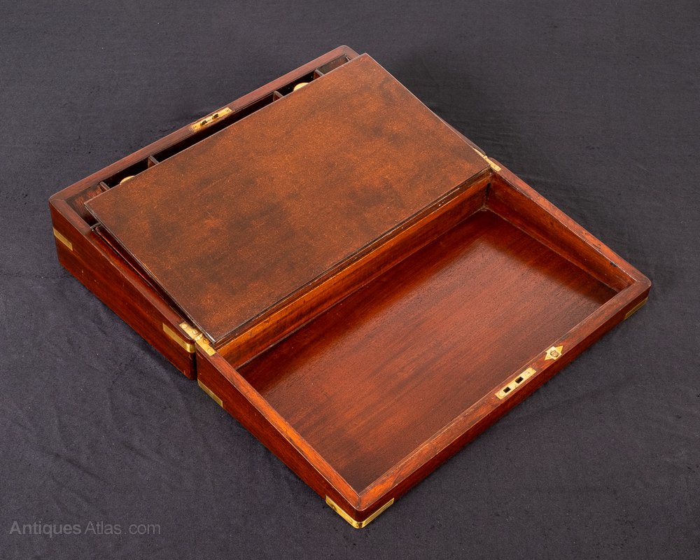 antiques_atlas's tweet image. Fathers Day Gifts 🎁Ideas DON'T FORGET ! It's Father's Day - Sun, Jun 18 Antique Gifts Galore antiques-atlas.com/antiques/ 
Including  Antique Writing Slopes antiques-atlas.com/antiques/boxes…
This one is on this link antiques-atlas.com/antique/mahoga… @PhilipHuntUK  #writingslope #antiquewritingslope