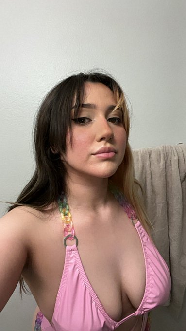 oh my https://t.co/dShNttU7aI