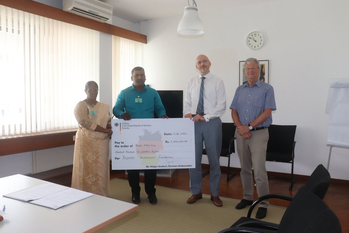The German Embassy, under its Micro Project Scheme, has provided a grant of Rs. 3.5 million in collaboration with implementing partner Rajarata Janasahana Foundation to cultivate turmeric with the aim of empowering poverty-stricken women with debts and loans in Mihintale.
