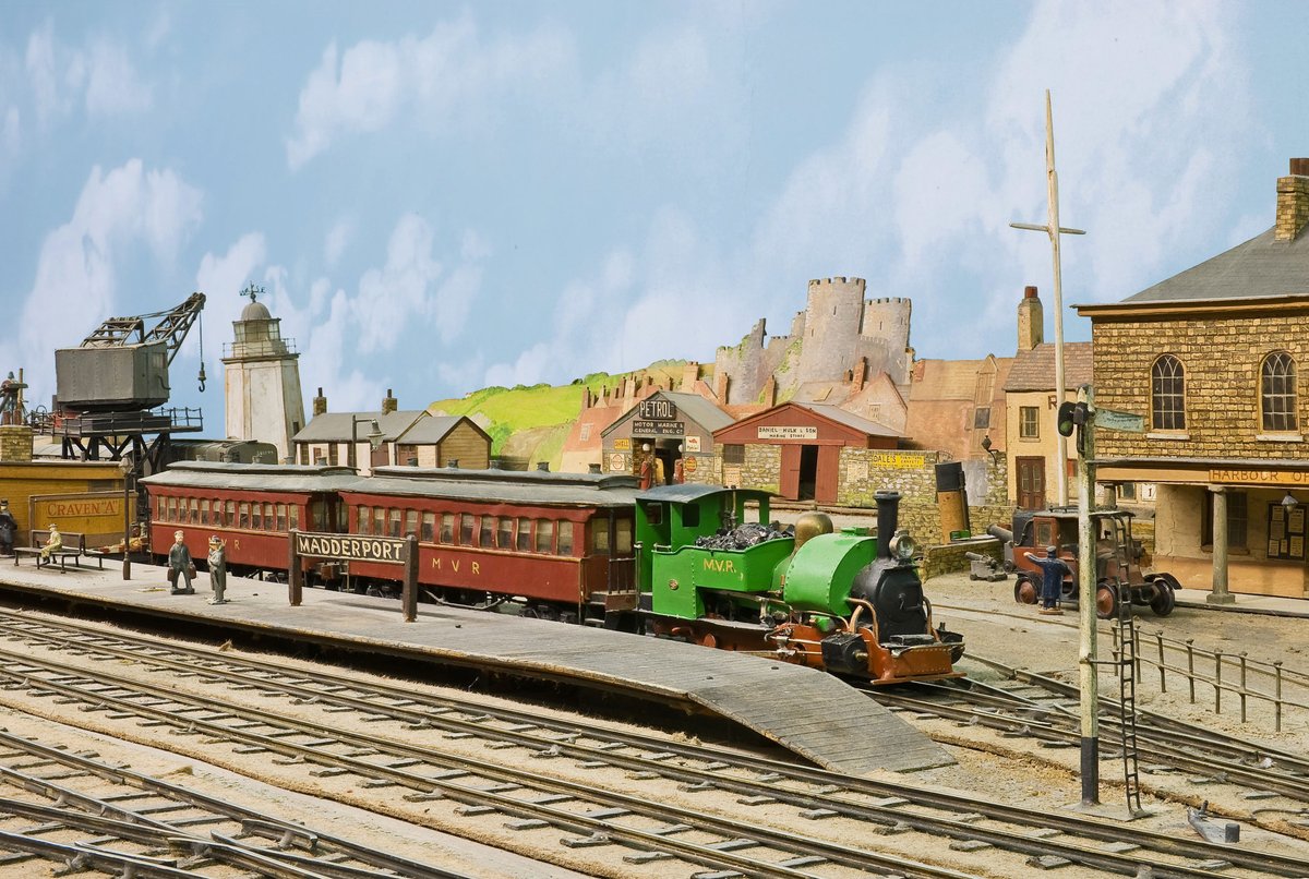 PendonMuseum's tweet photo. This Sunday — #FathersDay — bring Dad, Granddad or the whole family to see the trains running in the historic Madder Valley Railway. https://t.co/UlZChg6FLl