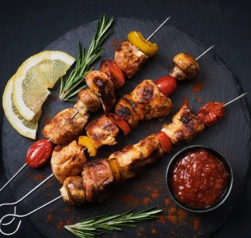 ZLTO's tweet photo. Zondag is het vaderdag! Gaan jullie als het weer meezit, ook gezellig barbecueΓ«n? Geef je vader een lekker stukje vlees van de boerderijwinkel bij jou in de buurt π: https://t.co/mUtANqRnCX ππ©βπΎππ #bbq #boerderijwinkel #versvlees #vaderdag https://t.co/pzGQZlYzDN