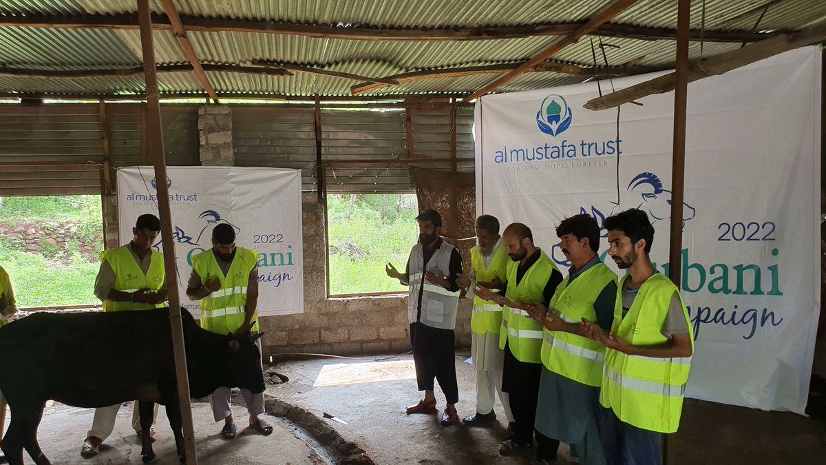 'So, mention the name of Allah upon them when lined up
[for sacrifice]; and when they are [lifeless] on their sides, then eat from them and feed the needy and the beggar.' (Quran 22:36) Join us in fulfilling the spirit of Qurbani. 
#QuranicVerse #QurbaniSpirit #Qurbani2023