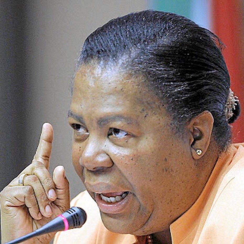 “You can KEEP your AGOA, we will stand firm on our non-aligned stance” South Africa International Relations Minister Dr Naledi Pandor. This is DECISIVE LEADERSHIP 📍