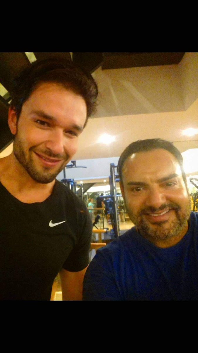 KlinJunior's tweet photo. @SergioMarone #bodytech #mundobt @KlinJunior #klin #klinjr #klinjunior @Google @googlebrasil #Google https://t.co/NPeQXfwf4E